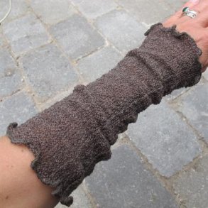 Hndledsvarmer brun HMD09