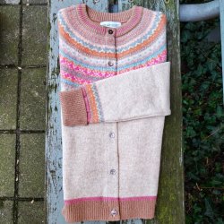 Eribe Cardigan Romance kort